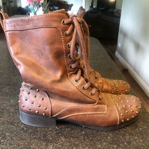 Report studded riding boots
